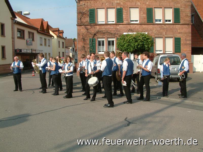 2011-04-30 Maibaumaufstellung (23).JPG